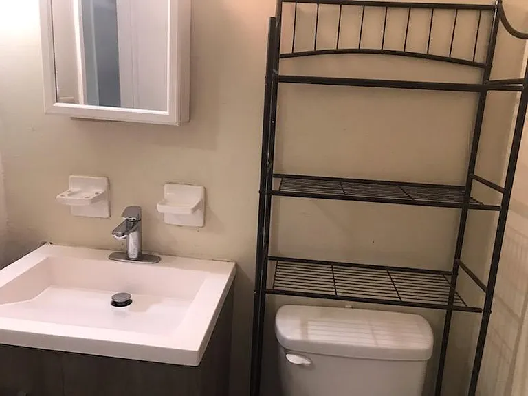 1924 Leitner Ct — Photo 3