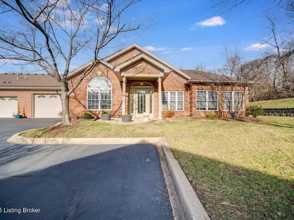 711 Savoy Rd, Louisville, KY 40223