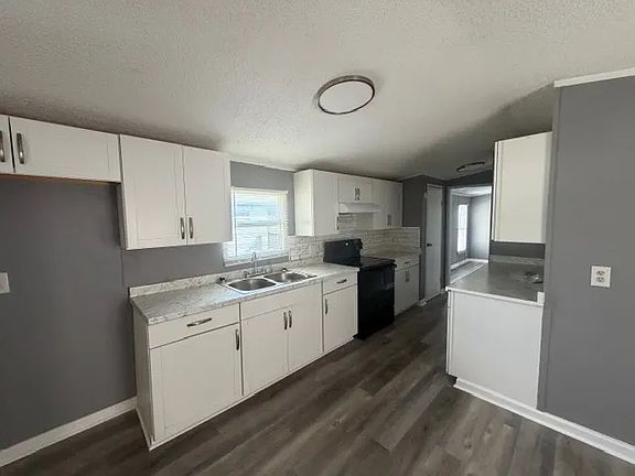 4th image of 3006 Amberjack Rd #176