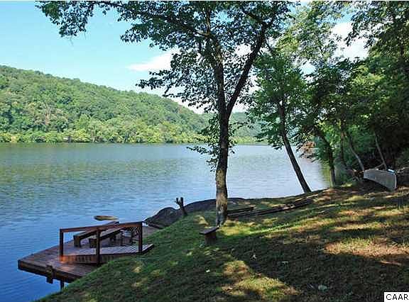 2nd image of 392 Riverwood Dr