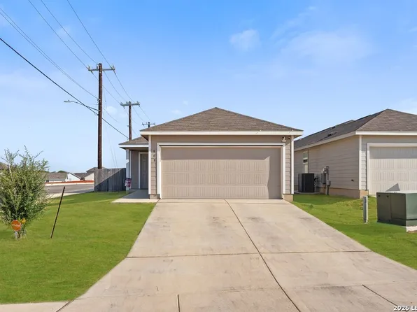 903 Stricker Path, San Antonio, TX 78221