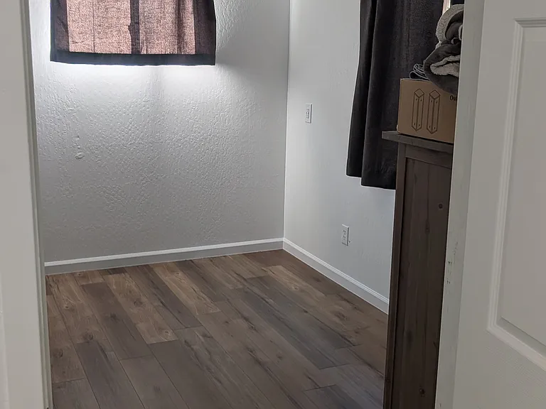 290 Magpie Way — Photo 7
