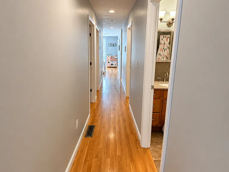 571 Freeport St #2 — Photo 14