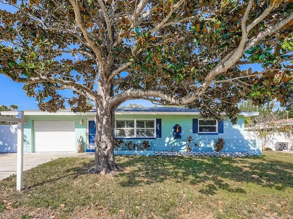 11373 110th Ave, Seminole, FL 33778