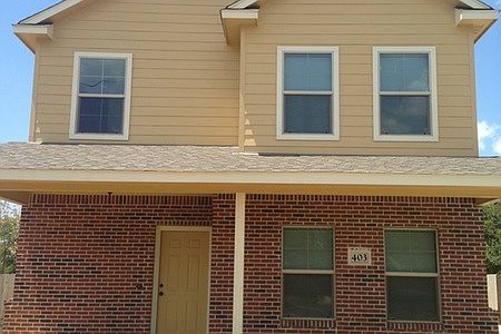 1st image of 407 Holleman Dr