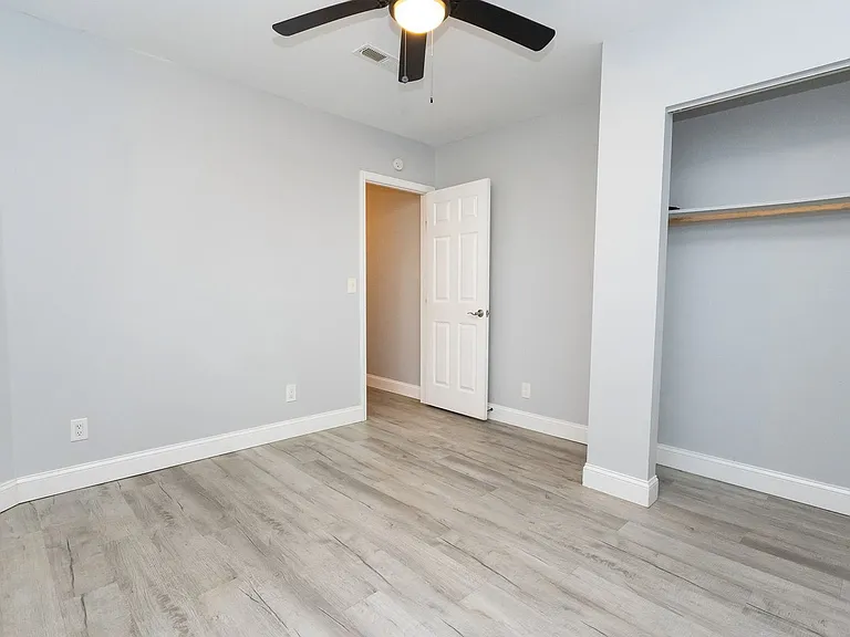 405 Dempsey Ln — Photo 19