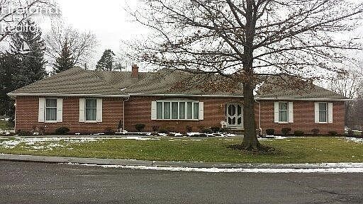 1st image of 40 Brookwood Park