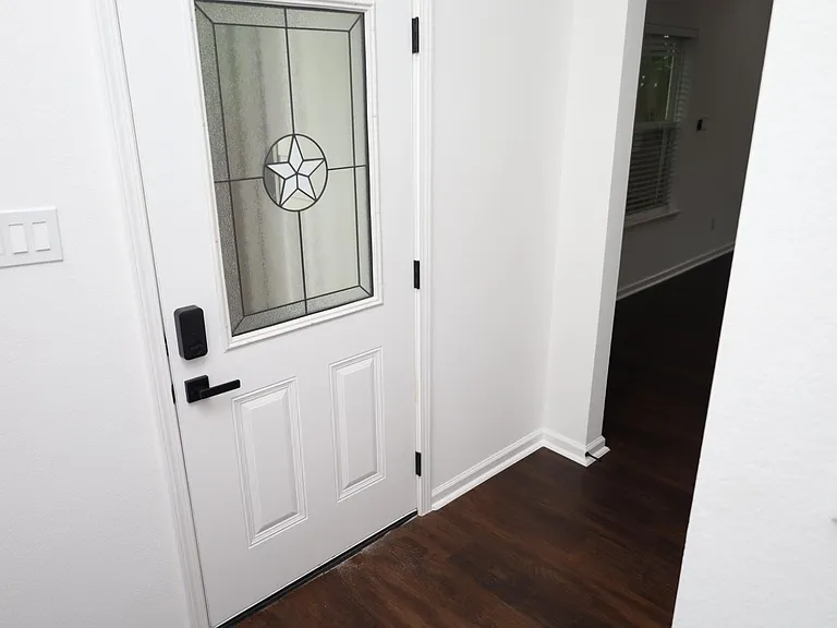 6614 Foster St — Photo 2