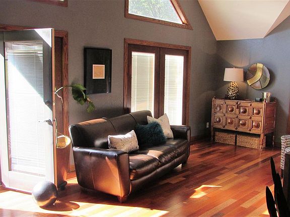 Lots of natural light