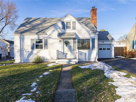 2nd image of 284 Normandale Dr