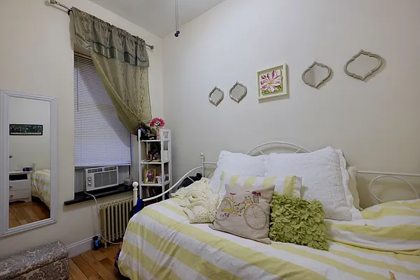 Rented by Keller Williams NYC | media 7