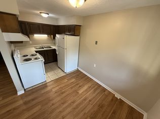 300 N 6th St, Guthrie Center, IA 50115