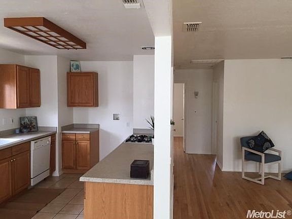 5th image of 4607 11th Ave