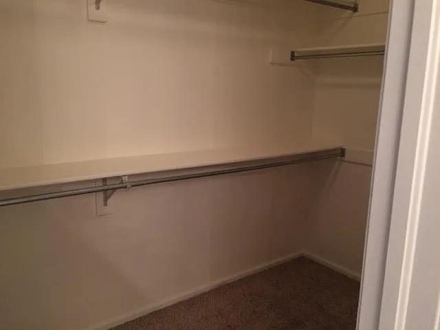 3 bed, 2.0 bath, 1706 sqft, $2,695 — Photo 4