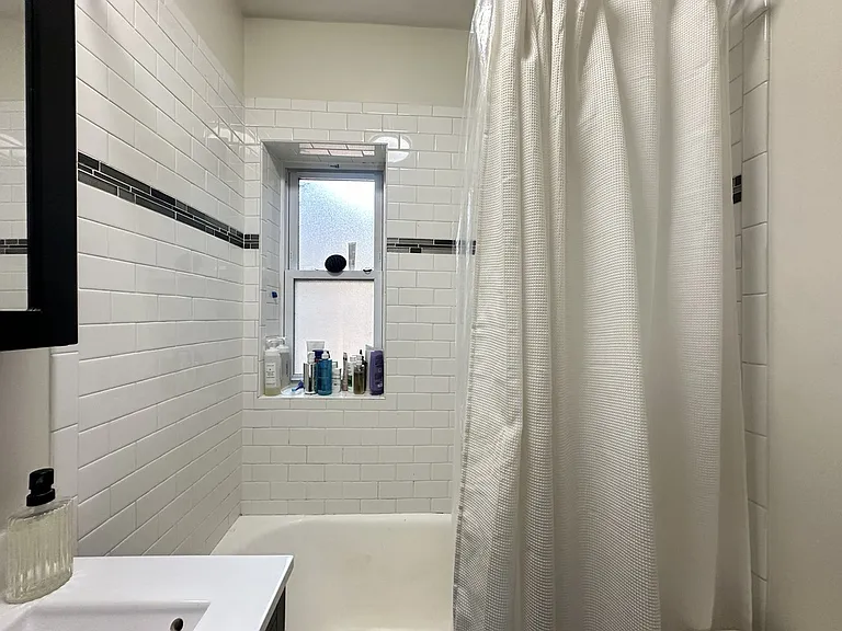 2147 N Fremont St #N2 — Photo 19
