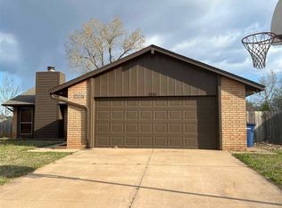 1516 E Will Rogers Dr, Stillwater, OK 74075