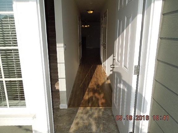 4th image of 16019 124th Avenue Ct E