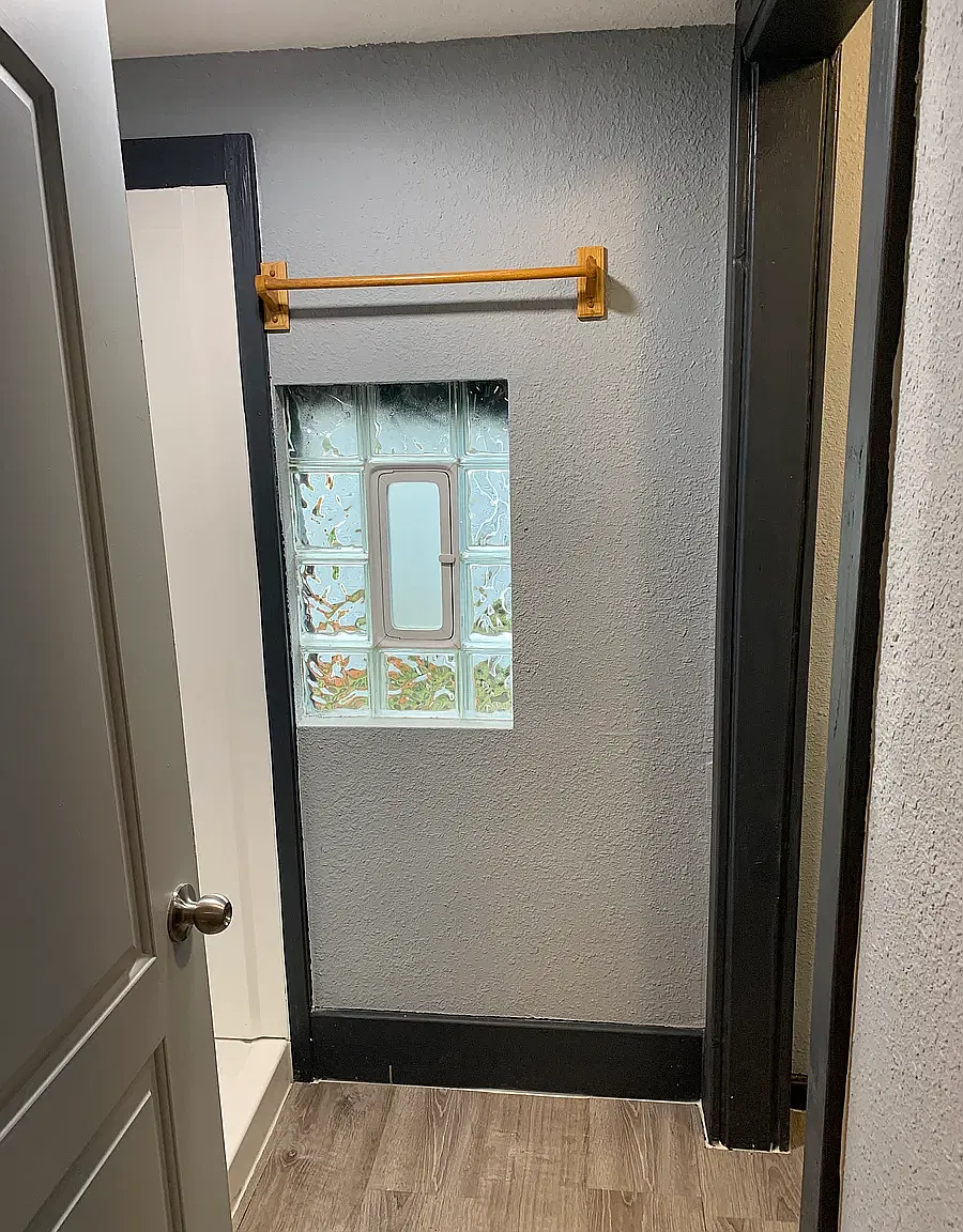 2 bed, $1,300 — Photo 3