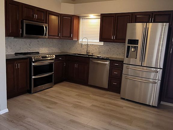 5th image of 1248 W 133rd Cir