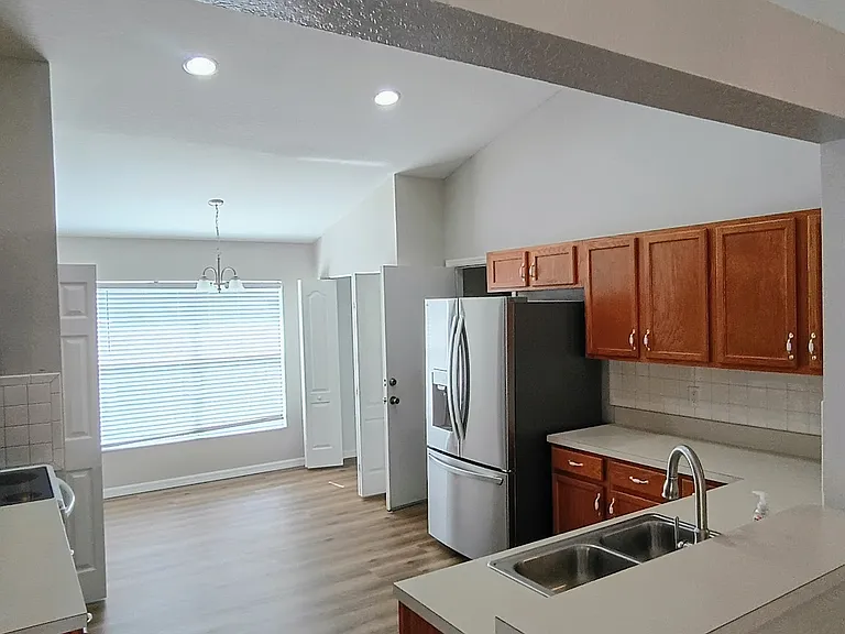 1715 Brookstone Way — Photo 15