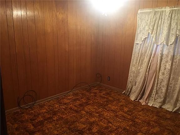 4th image of 314 Coral Ave