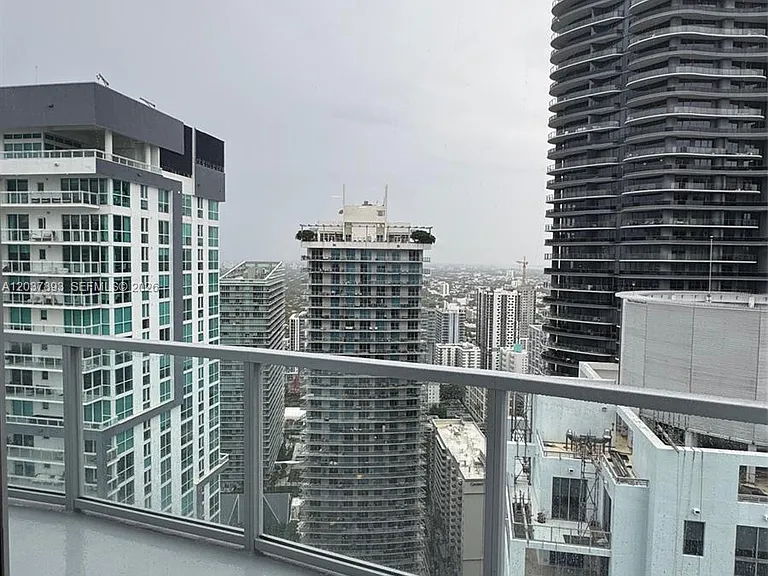 1060 Brickell Ave #4115 — Photo 6