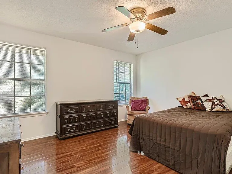 8400 Jamestown Dr #512 — Photo 8