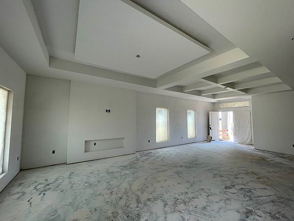 3rd image of 5414 Raven Dr