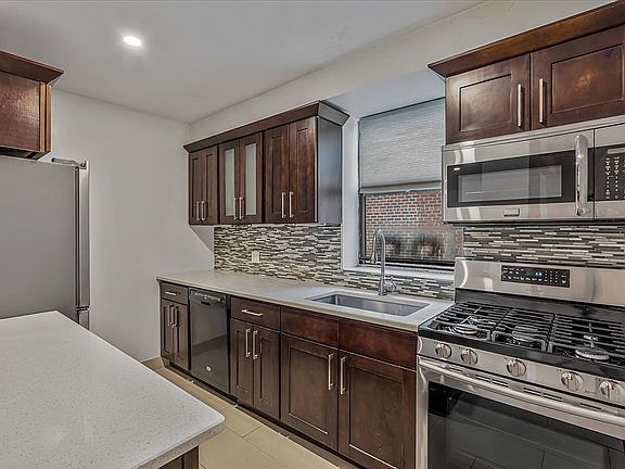 2nd image of 7423 Ridge Blvd APT 6C