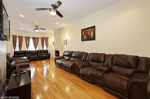 4th image of 6134 S Dorchester Ave
