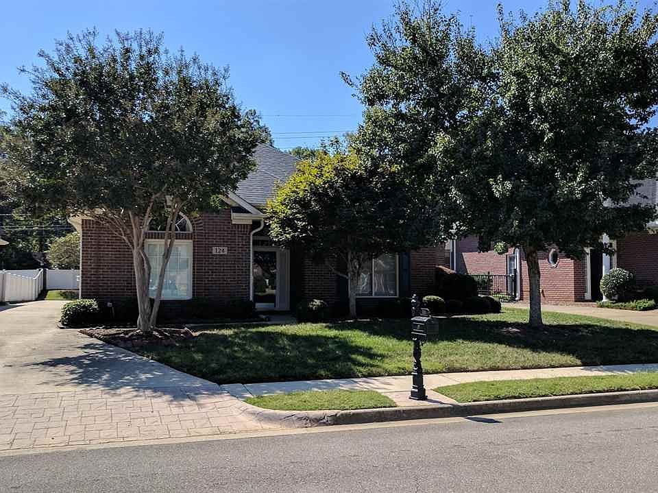 1st image of 124 Indian Valley Rd