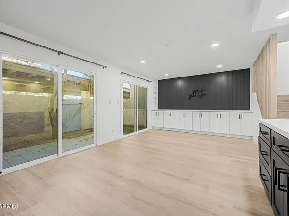 7347 E THORNWOOD Drive, Scottsdale, AZ 85251