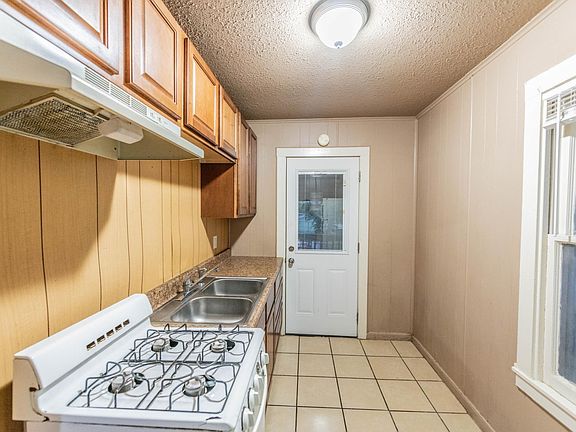 5th image of 739 E Ashby Pl APT 3