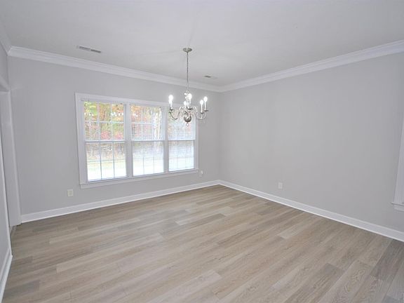 4th image of 1210 Glenbrooke Dr