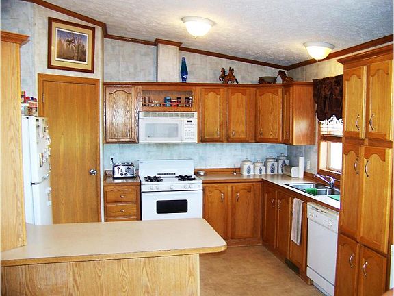 3rd image of 1348 Highway 23 Unit 3
