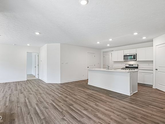 5th image of 7427 Big Bend Blvd