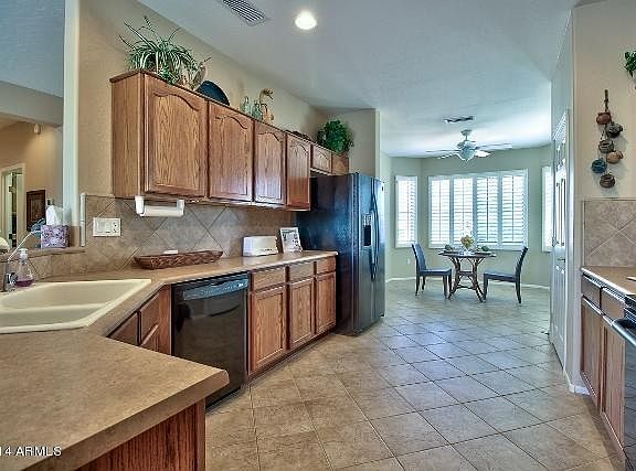 4th image of 16531 W Flora Ln