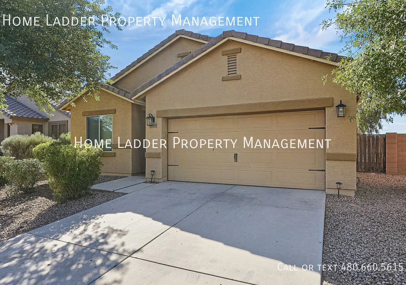 Charming 3 Bed, 2 Bath with Solar Panels in Maricopa! — Photo 3