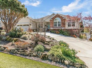 3910 Cherry Ln, Medford, OR