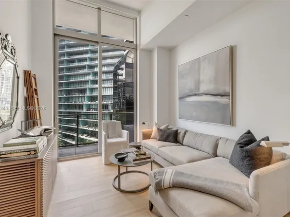 2655 S Bayshore Dr #807, Miami, FL 33133