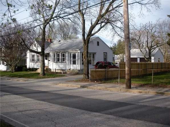 146 Tidewater Dr, Warwick, RI 02889