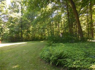 30 Laurel Grove Rd, Middletown, CT 06457