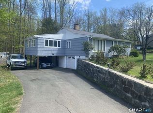 7 Thaddeus Ave, Danbury, CT 06811