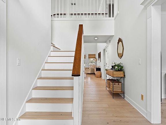 4th image of 7042 CYPRESS BRIDGE Drive S