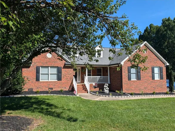 500 Brown Bark Ln, Gibsonville, NC 27249