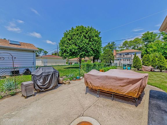 5th image of 4936 Birchwood Ave