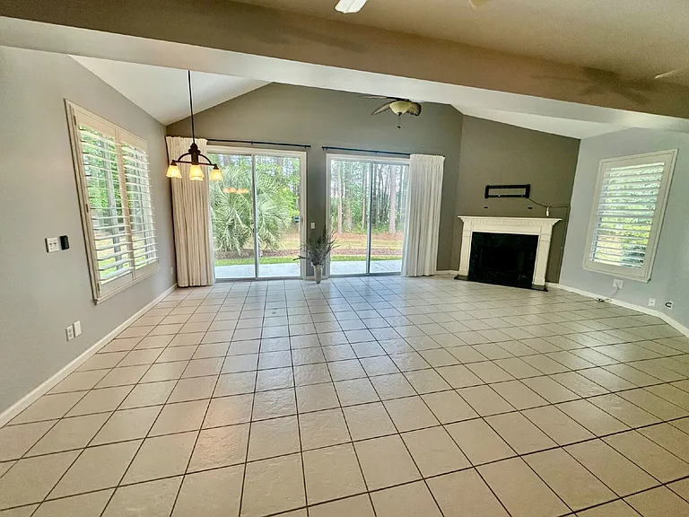 30 Raymond Rd — Photo 10