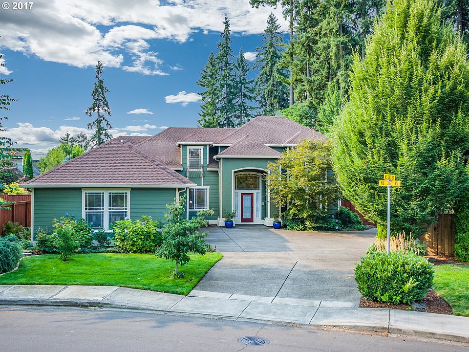 1st image of 3601 NE 131st St