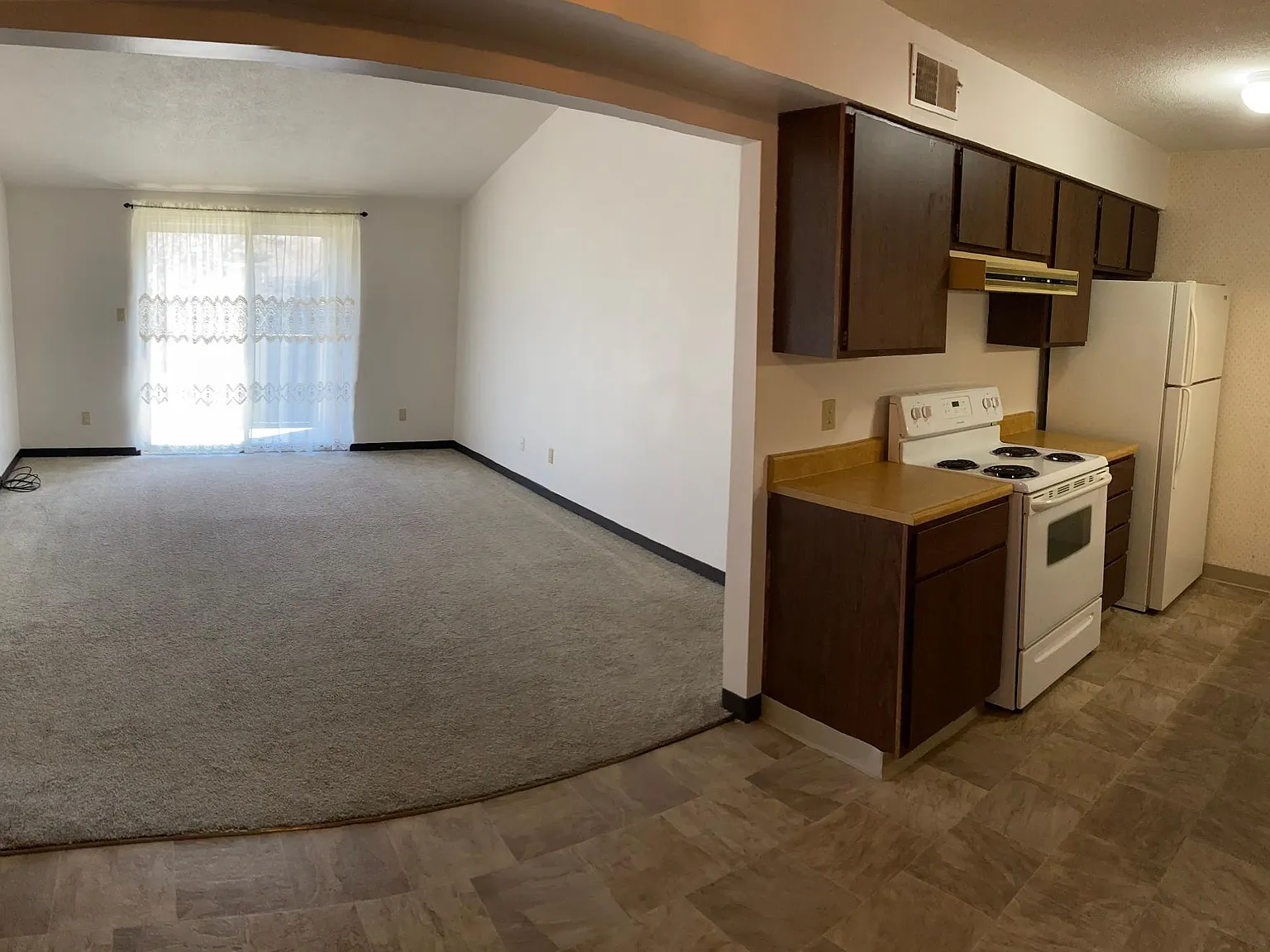 904 SW 9th Ave — Photo 3
