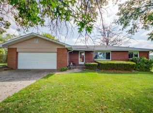 7840 Wolf Rd, Bethalto, IL 62010